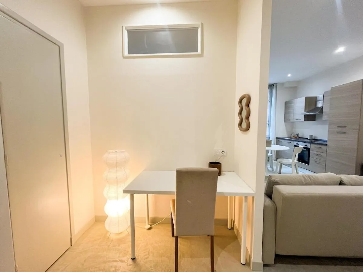 Suite Onyx Lyon